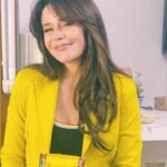 Flora Martínez Instagram - A mis largas jornadas de grabación siempre llevo mi Luker Chocoexpress porque además de llenarme de energía #meencanta y #mecaebien 💙Splenda ❤️Clavos y Canela 💚Sin Azúcar