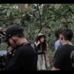 Flora Martínez Instagram - Hola! Itzia ya está disponible en salas de cine de toda Colombia. Revisa en mis historias destacadas en el botón con la letra "i" para buscar el cine que te quede más cerca. Cuando hayas visto la película escríbeme por interno que estaré contestando 😜 abrazo 🤗 . . #ITZIATangoYCacao #cinecolombiano @cinecolombia @cinemasprocinal @clubroyalfilms @cinepolis.co @cinemania_colombia @itziatangoycacao