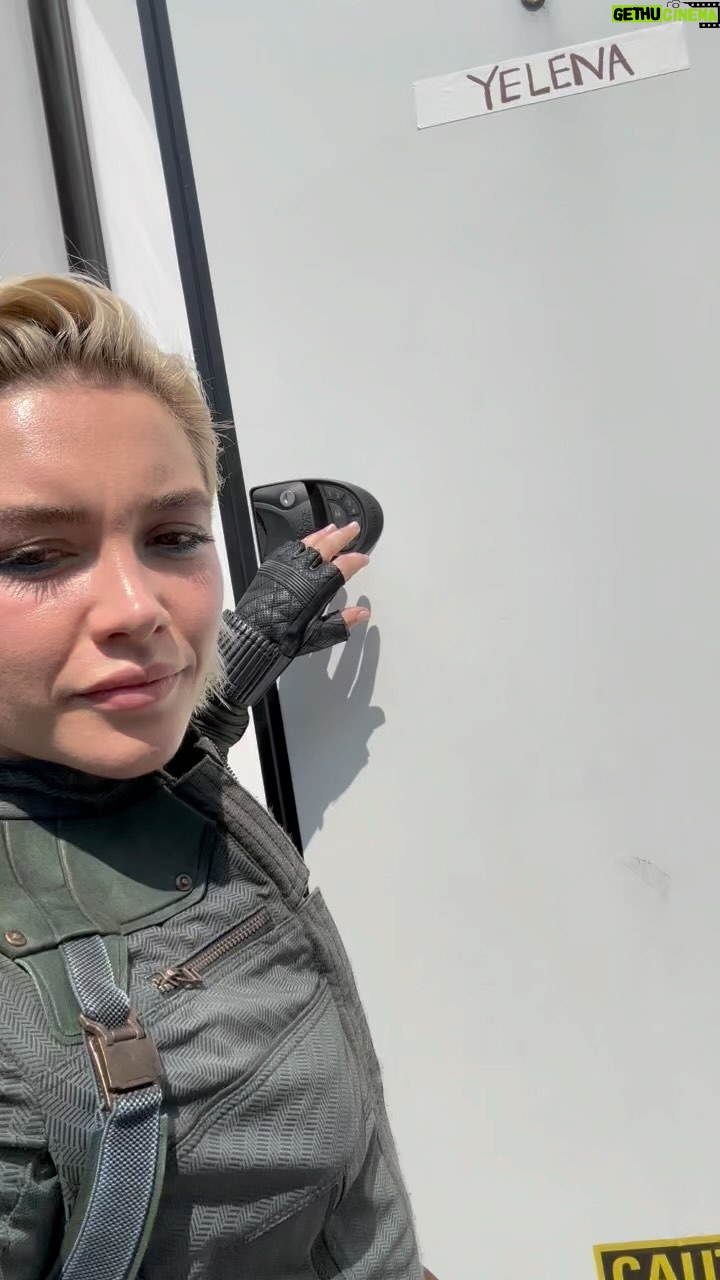 Florence Pugh Instagram - @jakeschreier and I have been hanging out.. β‘οΈβ‘οΈπ«βοΈπ΅π·οΈβοΈπ‘οΈππ¦Ύπ»π§π»ββοΈβ‘οΈβ‘οΈ #Thunderbolts*