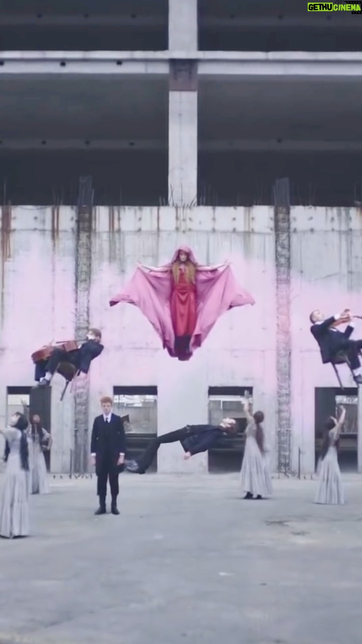 Florence Welch Instagram - The dark fairytale of Dance Fever has been out for a year now. 🌺😈🌺 Thank you so much to everyone who truly embraced this world and all its creatures. From ‘monster voice’ to mermaids. And all hail king @autumndewilde for bringing it to life in the most beautiful way 🌺