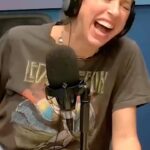 Florencia Bertotti Instagram - 😂 ¡Andá pa´allá, mal exfoliada! 😜 Si, en #DiasYFlores, hablamos de granitos, forúnculos, exfoliaciones y otras magias 🤣 📲 Suscribite a nuestro canal en Youtube ⚡️ radiovale.fm ✨#SomosVale - Lo hacemos posible