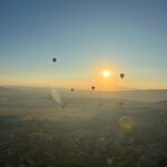 Florencia Bertotti Instagram - Capadoccia nos cautivó Nunca olvidaremos esta experiencia y este lugar. Destino imperdible. Realmente mágico ✨ 🕌🇹🇷💛✨☀️🎈