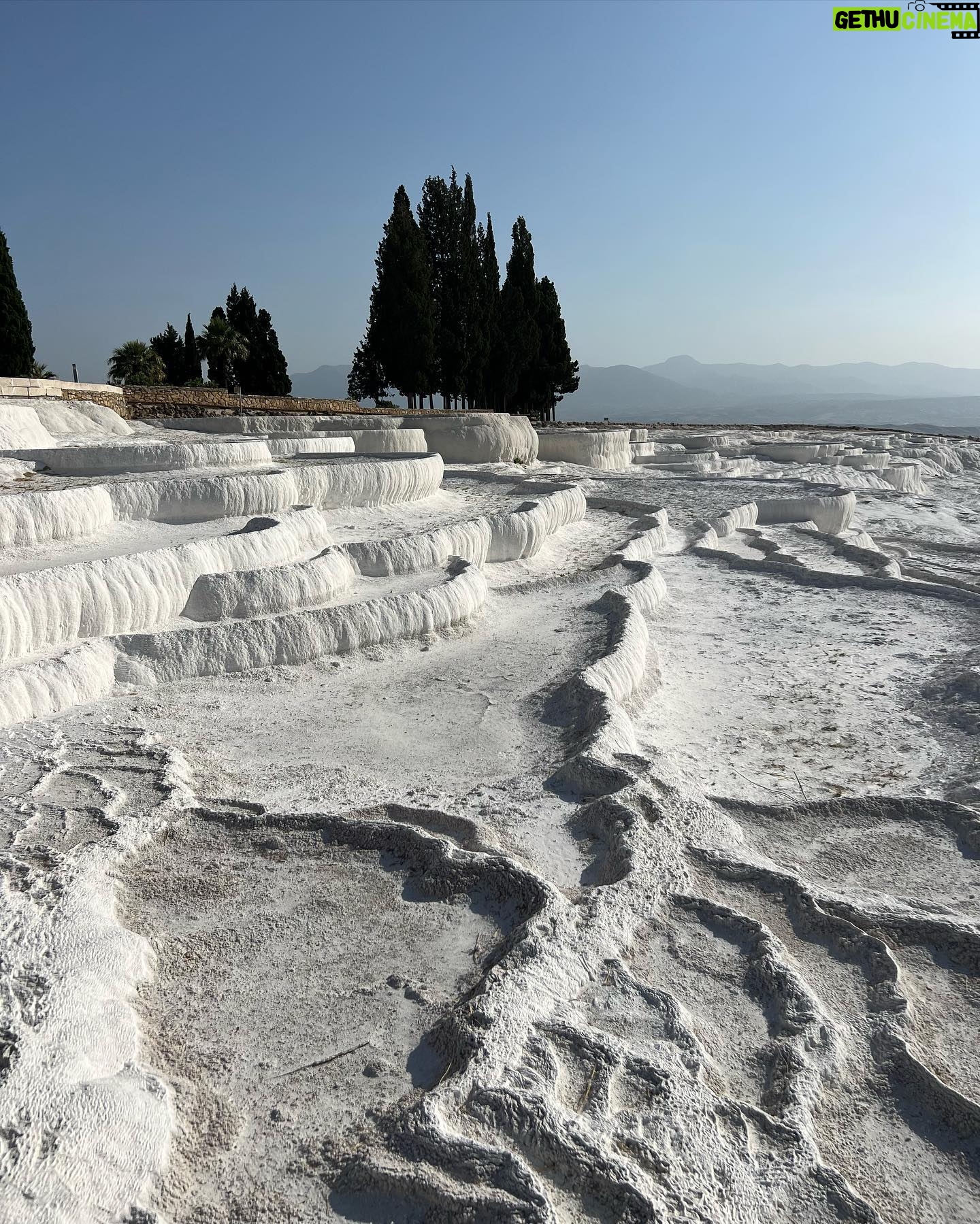 Florencia Bertotti Instagram - Termas y Salinas de Pamukkale. Hiérapolis y caminatas alucinantes con 40 grados de calor que no olvidaremos jamás jajaj Pd: les voy a ir pasando mas fechas apenas las vaya teniendo confirmadas! 🙌🏻❤️🔥bánquenme las vacaciones Jsjsjs