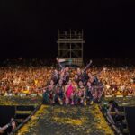 Florencia Bertotti Instagram - Todavía no puedo creer la noche de anoche! ✨🙌🏻🔥🇧🇴💛 GRACIAS x tanto cariño Bolivia!! Espero q lo hayan disfrutado tanto como nosostros!! Voy a compartir de a poco imágenes de lo mágico que fue todooooo ❤️