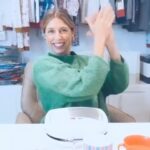 Florencia Bertotti Instagram - Cómo cada mes, beneficios para esta armosaaa comunidad de la mano de @yelmoarg a propósito de mi título de embajadora 😜 Les aviso que el cupón ya está activo 🥳 Nombre cupón: FLORCONYELMO 💫 Descuento: 20%🔥 Aplica a todo el sitio de Yelmo🙌🏻 Muy buen finde XXL 🌿🙌🏻🌼💛