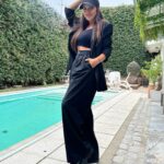 Florencia Peña Instagram - 🖤 St @maggiemellas Pelo y make up @nanogmd Borcegos @borsalinocalzados Top @faustinalora Pestañas @maiacostaaok