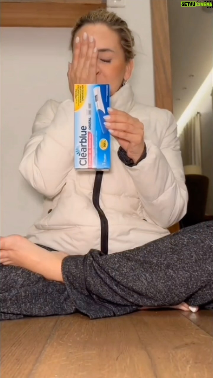 Florencia de Saracho Instagram - Todavía recuerdo cuando apareció la palabra embarazada… 🤍 Si estás buscando una prueba confiable para confirmar tu embarazo, te recomiendo Clearblue #ConfirmadoConClearblue #publicidad