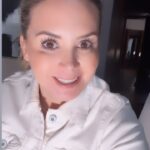 Florencia de Saracho Instagram - @portumadrevota #PorTuMadreVota