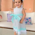 Florencia de Saracho Instagram - Mis niñas, mis princesas las amo con todo mi corazón. Gracias a @linos_y_blancos por los vestidos y las coronitas, están divinos y súper cómodos y que decir de los zapatos, como siempre @spanoletas_shoes los más lindos y sacándonos del apuro