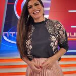 Florencia de la V Instagram – Dos looks fabulosos y prácticos para este otoño 🍁 
¿Cuál es tu favorito? 
Los leo! 👀👀👀
–
@somethingelselove 
@marcelohigh 
@drarosiflom 
@cocobuenosaires