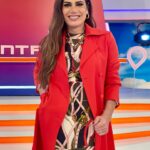 Florencia de la V Instagram – Dos looks fabulosos y prácticos para este otoño 🍁 
¿Cuál es tu favorito? 
Los leo! 👀👀👀
–
@somethingelselove 
@marcelohigh 
@drarosiflom 
@cocobuenosaires