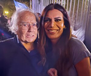 Florencia de la V Instagram - El pueblo unido jamás será vencido! ✊🇦🇷

@somostelam 
@sudestadarevista 
@lagargantapoderosa 
@nv9.photo