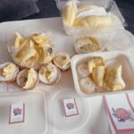 Focus Jirakul Instagram – เข้าหน้าทุเรียน ชั้นมีความสุขมากนะ ทุเรียนละลานตาไปหมด!!! อร่อยลืมมมมมม!!! 

@katiandfriends.bkk