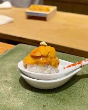 Focus Jirakul Instagram - Omakase ก่อนวาเลนไทน์หนึ่งแมทซ์!!!
อร่อยมาก ชอบที่นี่มาก ใครไม่เคยลองโอมากาเสะ ไม่รู้จะกินร้านไหน เริ่มจากที่นี่เลย ไม่ผิดหวังแน่นอน
@jameskitkasem @ichizubangkok #fjmoments