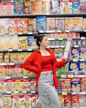 Focus Jirakul Instagram - เวลากินเราก็ตั้งใจ เวลารักใครเราก็รักจริง แฮร่!!! มีความสุขมากเลยค่ะ กับการได้เตร่หาของกินที่มีเยอะมาก อันนี้ก็น่ากิน อันโน่นก็น่าลอง อันนี้ชอบมาก โอ๊ยยยอันนั้นอร่อยสุดๆ เดินท็อปส์เดินช้อปมันส์มาก เดินจนขาลากก็ยังช้อปไม่หมด

ตอนนี้ท็อปส์ ฉลองครบรอบ 𝟐𝟕 ปี #𝐄𝐯𝐞𝐫𝐲𝐃𝐚𝐲𝐇𝐀𝐏𝐏𝐈𝐍𝐄𝐒𝐒 ค้นพบความสุขที่ไม่ธรรมดา กับโปรโมชั่นที่จะทำให้คุณ สุข สุด สุด! ✨
.
♥️ สุขสุดคุ้ม ดีลเด็ด สินค้าลดราคาเริ่มต้นเพียง 27 บาท!
♥️ สุขทุกวัน รับคะแนน The 1 x 27 เท่า เมื่อช็อปครบ 500 บาทขึ้นไป / ใบเสร็จ จำกัดสิทธิ์ 100 คนแรก ต่อวัน*
♥️ สุขสุด เอ็กซ์คลูซีฟ Top spender ที่มียอดซื้อสะสมสูงสุด 27 ท่านแรก รับฟรี! บัตรที่พักในเครือ Centara มูลค่า 27,000 บาท และ รับคะแนน The 1 อีก 10,000 คะแนนทันที
♥️ สุขสุดฟิน รับคูปองส่วนลดสูงสุด 27% (1 ชุด) เมื่อช็อปสินค้าครบ 600 บาท / ใบเสร็จ**
.
📲 รายละเอียดเพิ่มเติม คลิก → https://tops.sh/s/tops27thanniversary
.
📍 ที่ ท็อปส์, ท็อปส์ เดลี่, ท็อปส์ ฟู้ด ฮอลล์ และท็อปส์ ไฟน์ ฟู้ด ทุกสาขา หมดเขต 10 ตุลาคม นี้!
.
@topsthailand
#Tops27 #Tops27thAnniversary #EveryDayDISCOVERY #EveryDayHAPPINESS