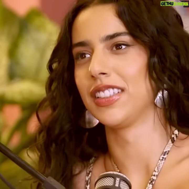 Foquinha - 26.7K Likes - Pack Foquinha Entrevista para contar que: VOLTAMOS ESSA QUINTA-FEIRA, DIA 22, 12h! QUEM GOSTOU DÁ UM GRITO 🗣️ E me conta: qual desses momentos é o seu preferido?