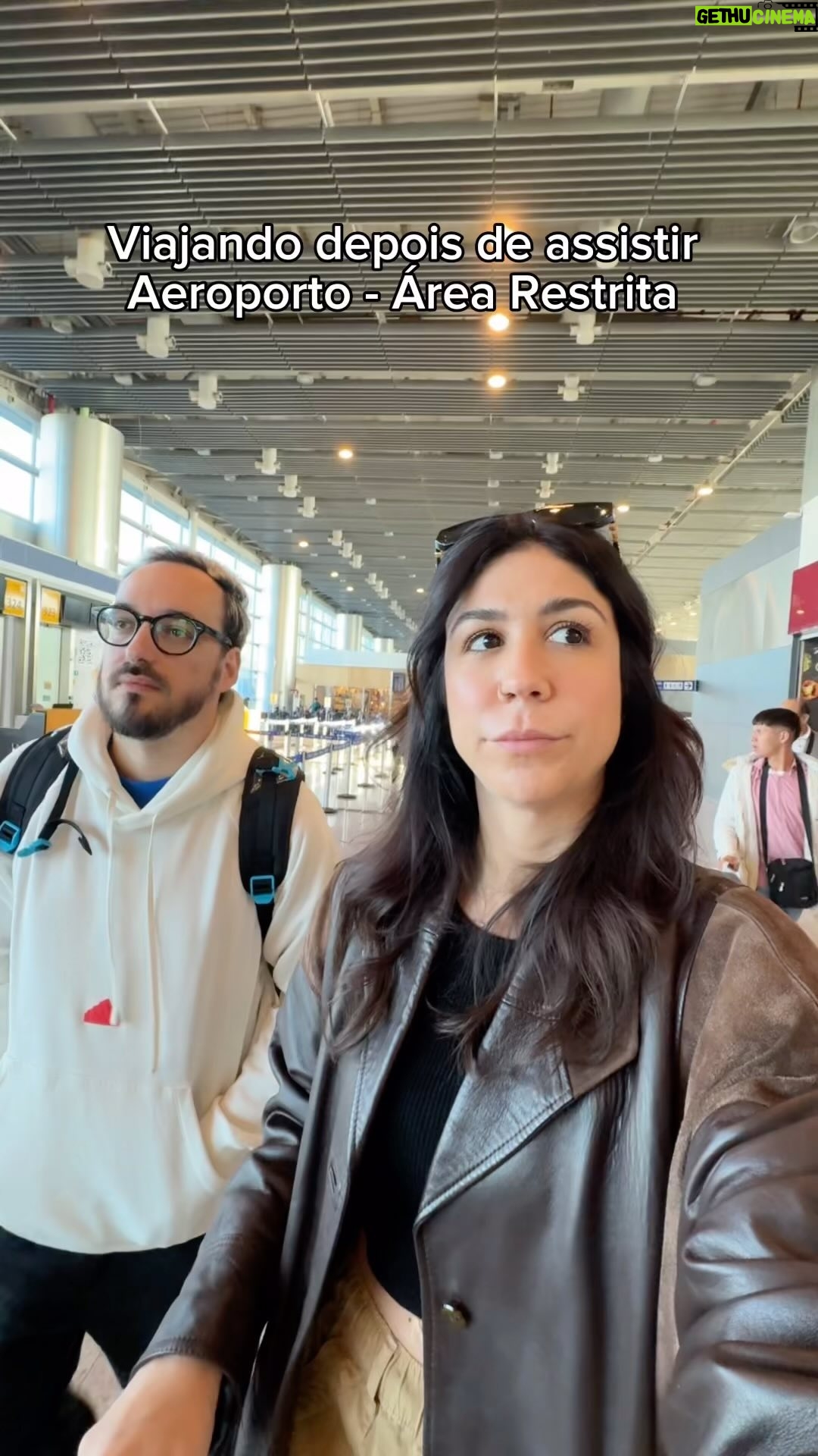 Foquinha - 23.8K Likes - QUEM MAIS ASSIM?? 🗣️
#viagem #casal #aeroporto
