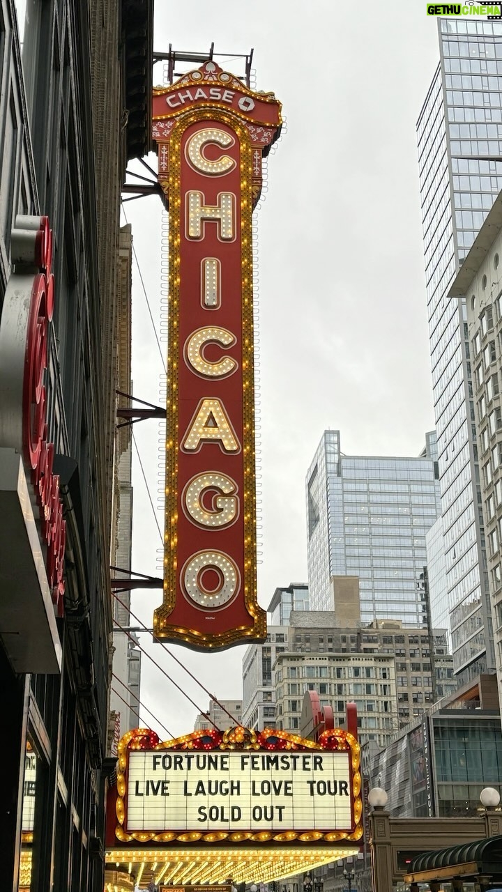 Fortune Feimster Instagram - Chicago!! Thank you for making my Chicago Theatre dreams come true. It exceeded all expectations with a sold out crowd! Can’t wait to come back 😃