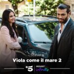 Francesca Chillemi Instagram – Viola e Demir sembrano sempre più vicini… cosa succederà tra loro? 😏 Lo scopriremo stasera su #Canale5 e in streaming su Mediaset Infinity con la quarta puntata di #ViolaComeIlMare2 💜