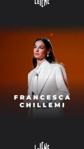 Francesca Chillemi Instagram - “Anche se ho ancora un sacco di cose di me stessa da scoprire e costruire, oggi so chi sono. Dietro questo sorriso ci sono io, Francesca”. Il monologo di @francescachillemi___ a #LeIene Francesca vi aspetta giovedì 9 maggio, in prima serata su Canale5, con la seconda puntata di #ViolaComeIlMare2!