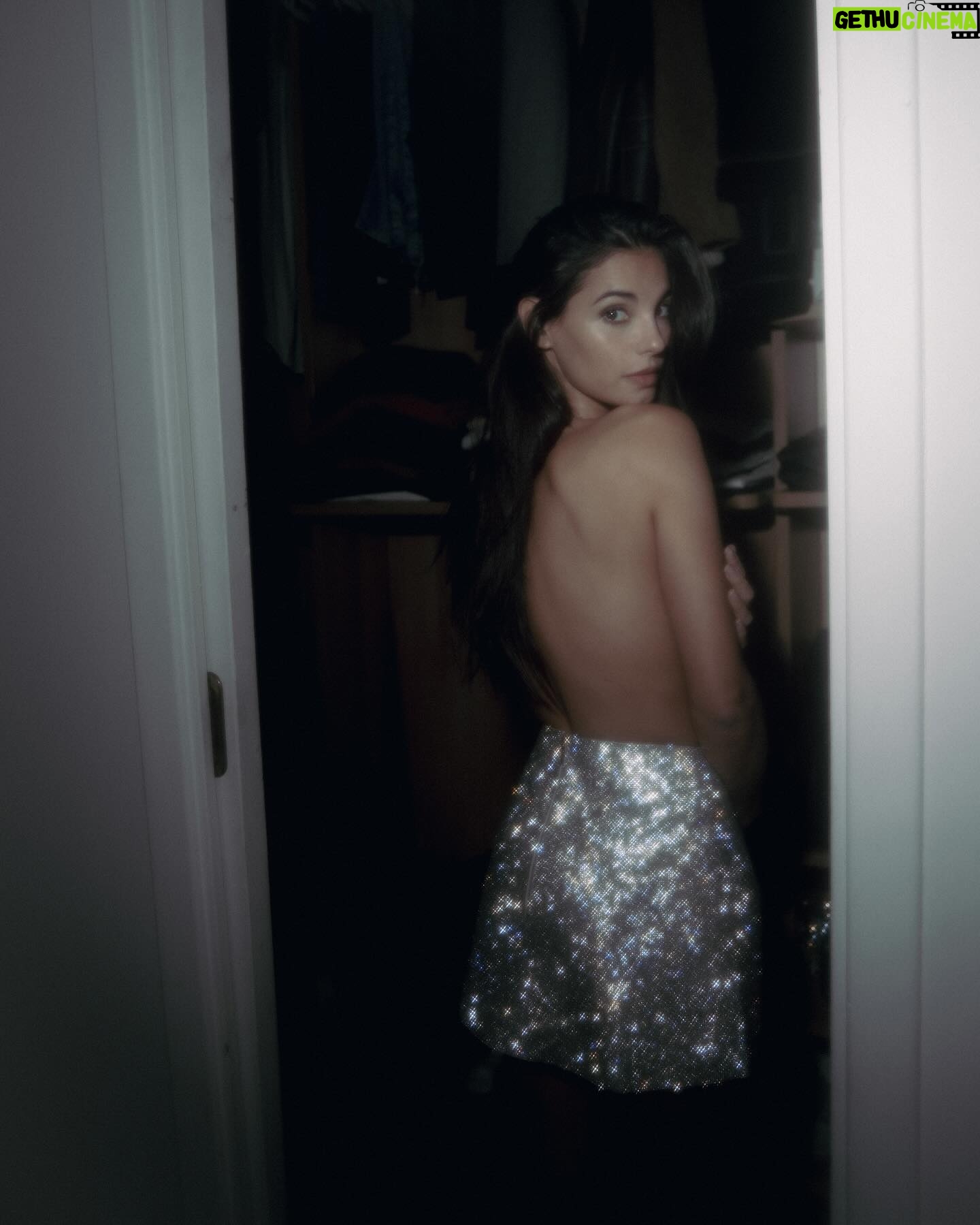 Francesca Chillemi Instagram - It’s sparkling time ✨✨✨