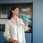 Francesca Chillemi Instagram - Inizio sempre la giornata con @acquavitasnella e la bevo tutto il giorno. Mi prendo cura del mio corpo con Vitasnella, l’acqua che elimina l’acqua. Vitasnella, con meno dello 0,002% di sodio, aiuta a depurarmi eliminando liquidi e tossine in eccesso 💧 #adv