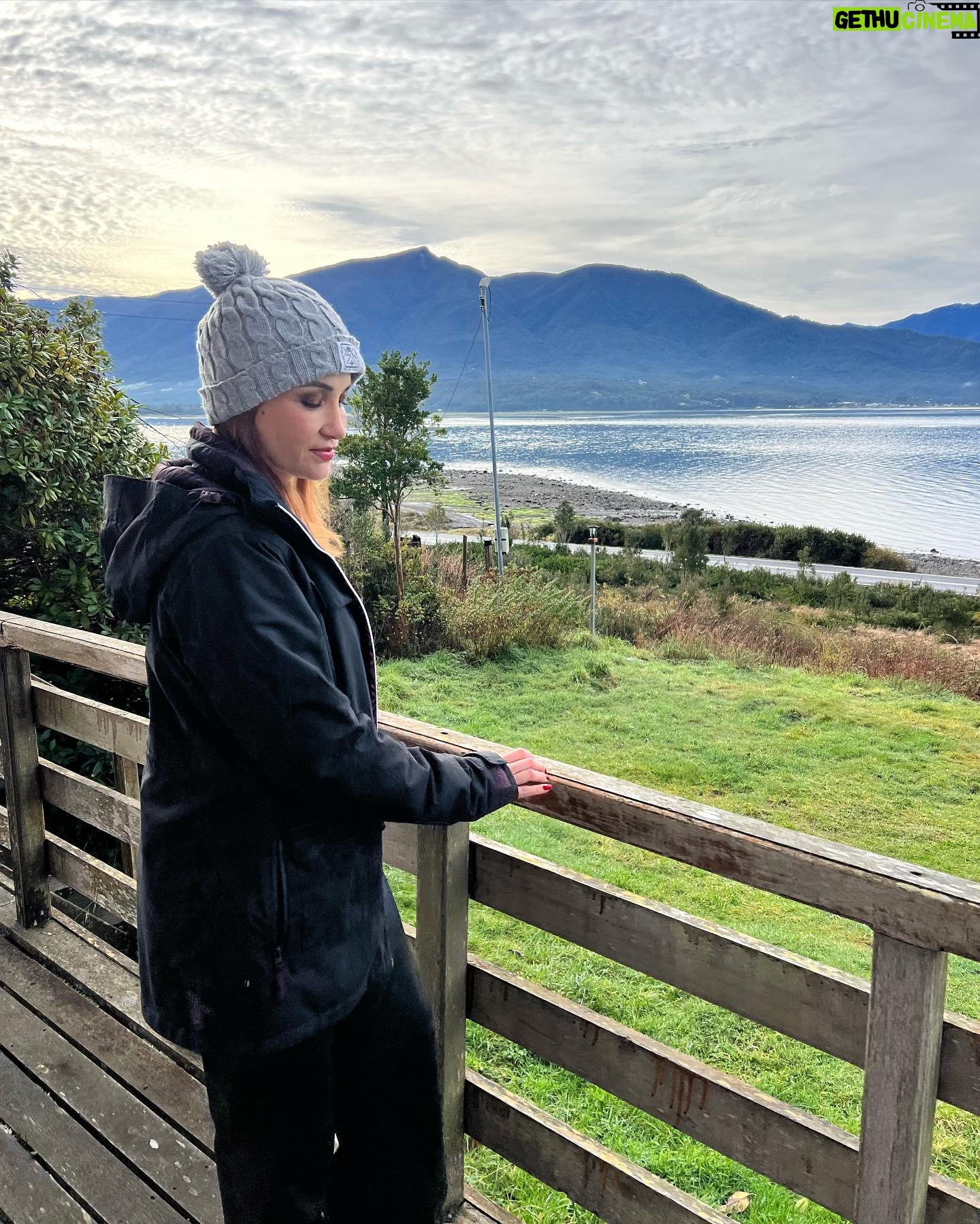 Francini Amaral Instagram - Un pedacito del sur❤️ Fui unos dias a conocer la parcela que mi amiga está rifando en la Carretera Austral y quede enamorada❤️ El lugar, el entorno, la gente , el aire… todo maravilloso… Te gustaría tener una parcela por 20.000 pesos? Entren a @tuparcelaencarreteraaustral para saber más información. Ahí podrás encontrar los papeles de la propiedad, fotos , videos y las bases de la rifa …. #rifaparcela #rifaonline #carreteraaustral #hualaihue #hornopiren