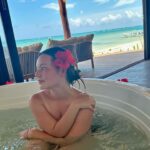 Francisca Aronsson Instagram – En el caribe soy feliz jjijijiji 🌊 🌴…