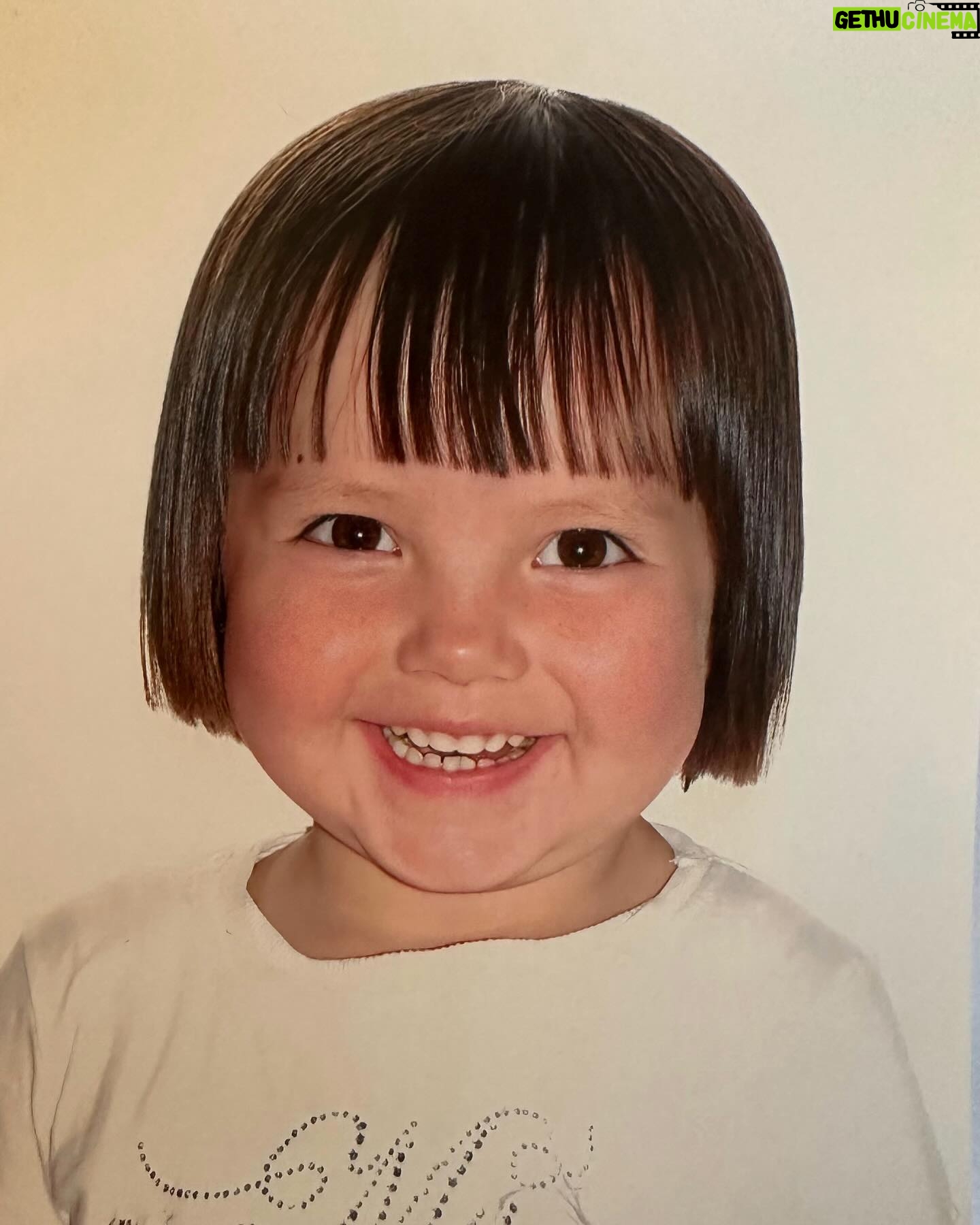 Francisca Aronsson Instagram - Siempre, siempre , siempre muy feliz de niña y ahora 🤍 Que le dirías a tu niña/o interior??? 👀