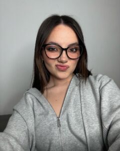 Francisca Aronsson Instagram - Caras y muecas . 👀😆🤓
