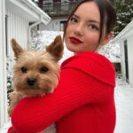 Francisca Aronsson Instagram - Nala y yo les deseamos bonita navidad ❤️🎄💫.