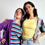 Francisca Aronsson Instagram – Estoy muy feliz de compartir escenas con Pasita❤️☺️.

@pazbascuactriz es una actriz chilena muy talentosa y lo demuestra su larga trayectoria en icónicas teleseries de Chile 🇨🇱 y estoy muy emocionada por la oportunidad que me trajo esta película #PerraVida (que seguimos rodando🎬) De conocer a esta bonita mujer en todos los sentidos.

Aprendo mucho de ti Pasita❤️.