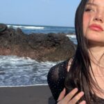 Francisca Aronsson Instagram - De mis viajes preferidos 💛 Ahora que se acaba el año y miro atrás, me siento feliz de coleccionar momentos inolvidables 💋💫… love you La Palma 🌴 espero volver prontiiito a disfrutar de sus playas y gente. Que planes para mañana 24 de Dic!?😍 y de que país me escriben??