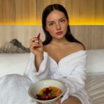 Francisca Aronsson Instagram – El desayuno es mi momento favorito del día 🩷.
El de ustedes también? Que acostumbran desayunar? Compartan sus recetas 👀.

Hotel: @hotelmagnoliacl
#Publicidad
