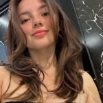 Francisca Aronsson Instagram - Los ojos no guardan secretos. Menos los míos jajajajaja, mis amigos sabrán… Por cierto que pelazo me ha dejado mi querido estilista @fabian_beauty_coach ❤️ un genio.