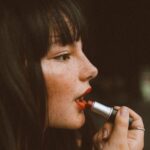 Francisca Aronsson Instagram - “Yo sé que tienes Un nuevo amor Sin embargo, te deseo lo mejor..” 🌹 Como la Flor : Selena Grabé este video con 13 años!!!😍🥲 México querido, gracias a la serie #LaLola estuve algunos meses viviendo en ti , conociendo tu arte y cultura. Aprendí mucho y me apasioné de las historias de artistas mexicanas, como el de la cantante Selena Quintanilla. Espero volver a ti para recorrer tus entrañas y seguir sumando historias y guardar hermosos recuerdos. 🇲🇽 Viva Mexico 🇲🇽 y @selenaqofficial Edición de un detrás de cámaras !!