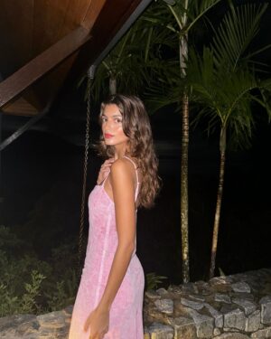 Francisca Cerqueira Gomes Instagram - Day to night with @heyharper 🌸 
#heyharpergirls #pub

promocode for 15% :) - HEYKIKA