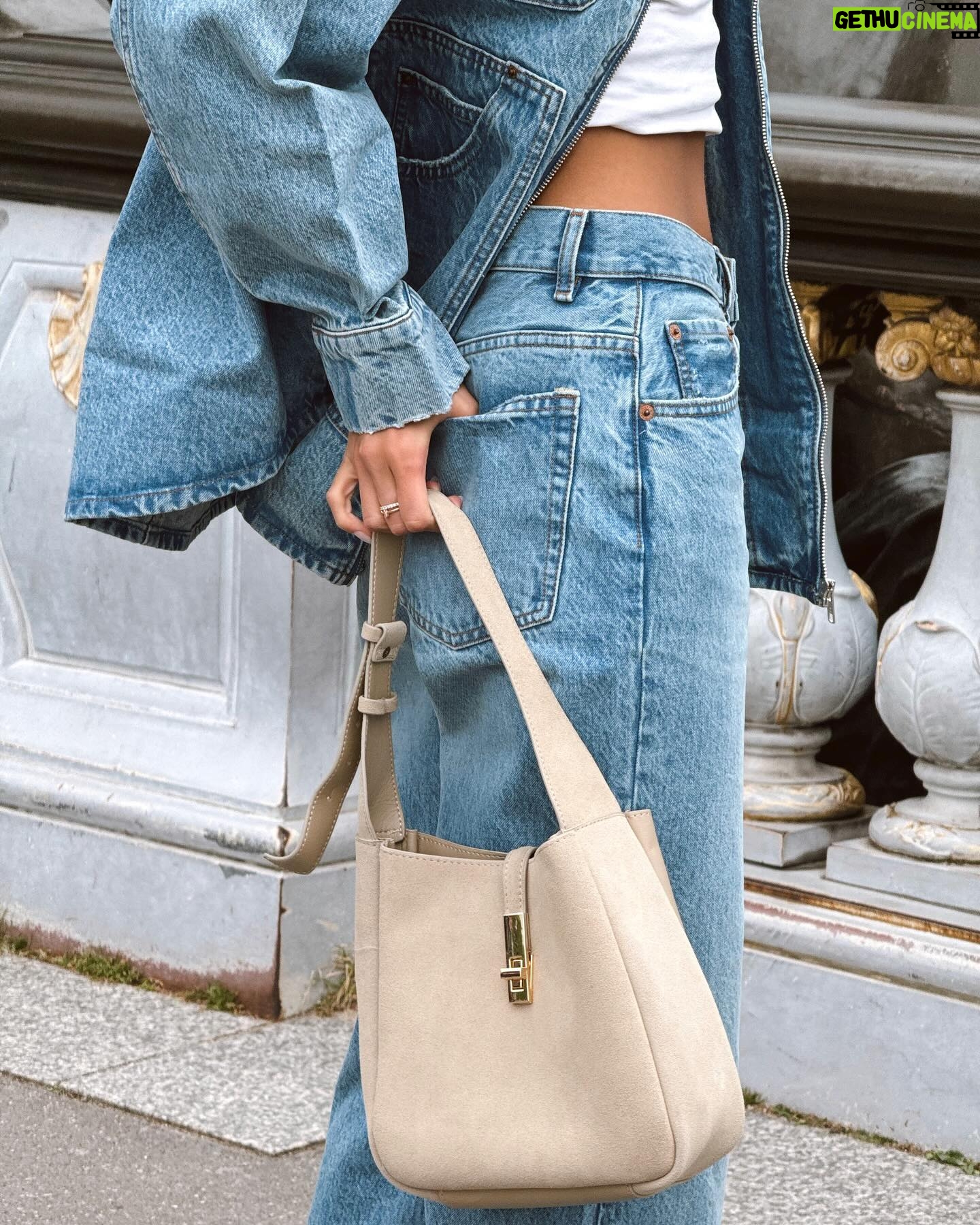Francisca Cerqueira Gomes Instagram - Parisian love ❤️ denim style from @parfois #ad #parfoisandfriends