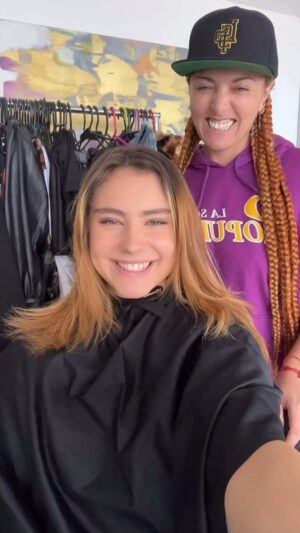 Francisca Estevez Instagram - Hello!!!! Tenemos cambio de look, con LA MEJOR @glambyalexa 😍🤩 les gusta?