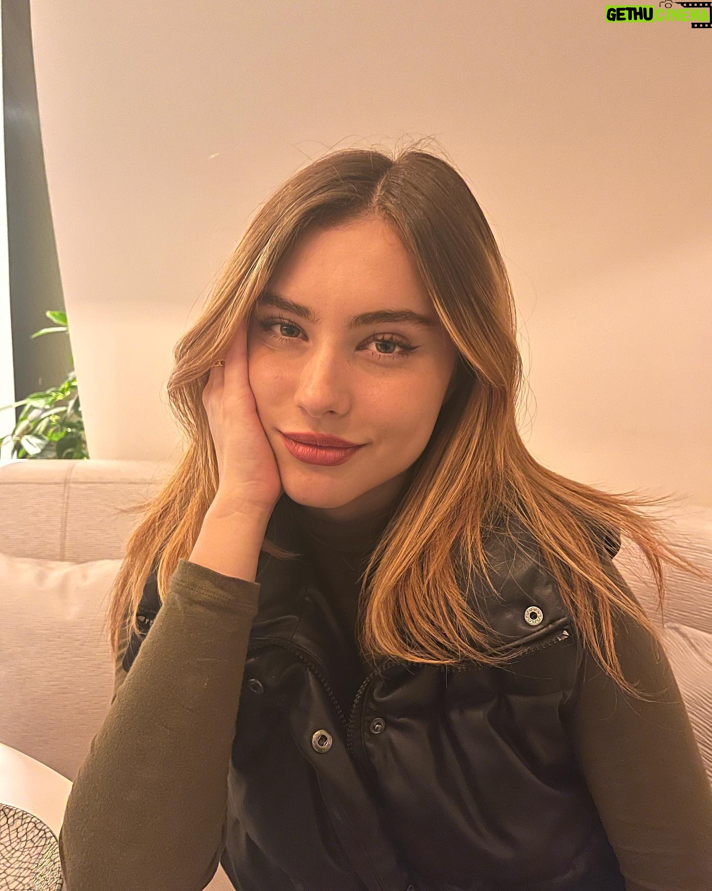 Francisca Estevez - 123.4K Likes - can’t complain <3