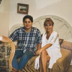 Francisco Saavedra Instagram - La primera vez que vi como grababan una teleserie en canal 13 fue #Champaña en los 90. Yo aún estaba en el colegio y me invitó mi profesora del taller de teatro que la a universidad católica impartía en Curicó la gran Sandra Solimano ❤️ @sandrasolimano_oficial
