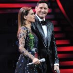Francisco Saavedra Instagram - Elegantes y con brillantes detalles: Así fue el look de los animadores de Viña2024 en la segunda noche festivalera💫 ¡Soñados! 🤩✨ El festival latino más grande del mundo #Viña2024 ⭐🤩 Del domingo 25 al viernes 1 de marzo 🗓️ #Viña2024 🎤 La energía que nos levanta por las pantallas de #Canal13 y todas sus plataformas 📲💻📺