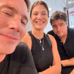 Francisco Saavedra Instagram - Día 0 Paseando por Melbourne y mañana camino a Filipinas para comenzar el Rodaje de #SociosPorElMundo3 hoy conocimos lugares preciosos y comimos un hot dog de camarones