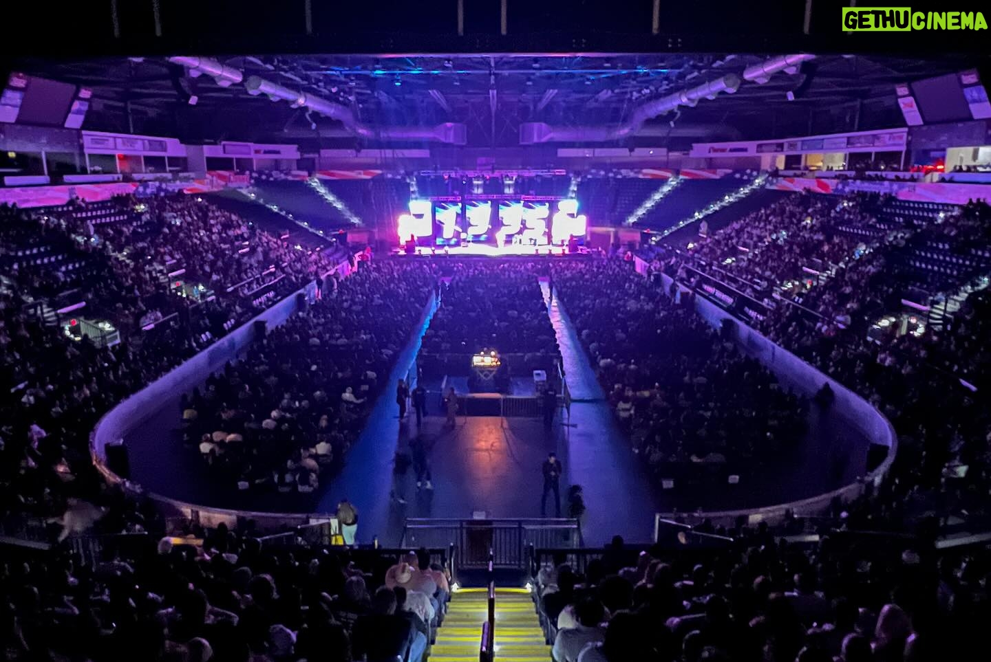 Franco Escamilla Instagram - Ya sea Hidalgo o McAllen, la raza siempre nos apoya. ¡Gracias por viajar conmigo a 1995!