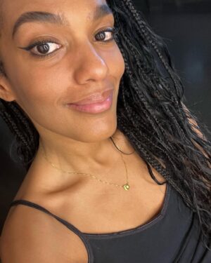Freema Agyeman Instagram - Happy brand new week Instafam! Kicking it off with some LOVE!!! Those of you who are not new on here know I have posted before about Choose Love and their incredible, life saving humanitarian work and the many global Initiatives they are funding. Well @gemmastyles and @racheljacksonjewellery have collaborated to create this limited edition Peridot Heart necklace where 100% of the profits will be donated to @chooselove to help support and fund them in their continued and vital work, helping refugees and those in need in the UK and around the world!! So much love. The final drop is now available to buy exclusively for £85, if you can afford to treat yourself, or if you are looking for a gift idea, with a heart! 💚☀️

https://www.racheljacksonlondon.com/products/choose-love-necklace-gemma-styles-rachel-jackson 

#chooselove #mondaymusing