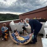 Fulya Zenginer Instagram - Milan 2 yaşında 🎂 İnstagram 100 foto koymama izin versede rahatlasam daha çoook güzel fotolar var 🥲 Bu sene de evde tatlı güzel bir kutlama yaptık Milankuşa, tabii ki inşaat araçları temalı 🥳 İyi ki var canımız oğlumuz❤️
