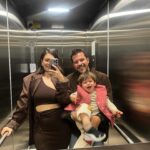 Fulya Zenginer Instagram – Onu bırakıp dışarı çıkacağımız için hiç bozulmuyor canım evladım.
Örnek biri anlayış desen var🫠🫠😅
Haksız mıyım? 😁