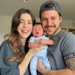 Fulya Zenginer Instagram – Kime daha çok benziyor diyecektik ama Miloşun karnı acıktı 🙈
Küntay&Milan&Fulya ☀️
Fotomuzu da babannemiz çekti 🫶🏻
#milan1haftalık😍
