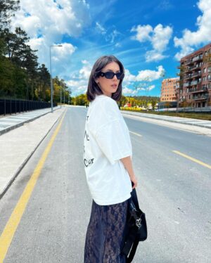 Fulya Zenginer Instagram - Bizimlesin diyor musunuz ? 🙂‍↔️
Valla ben sevdim bu kombini ☺️
#ootd