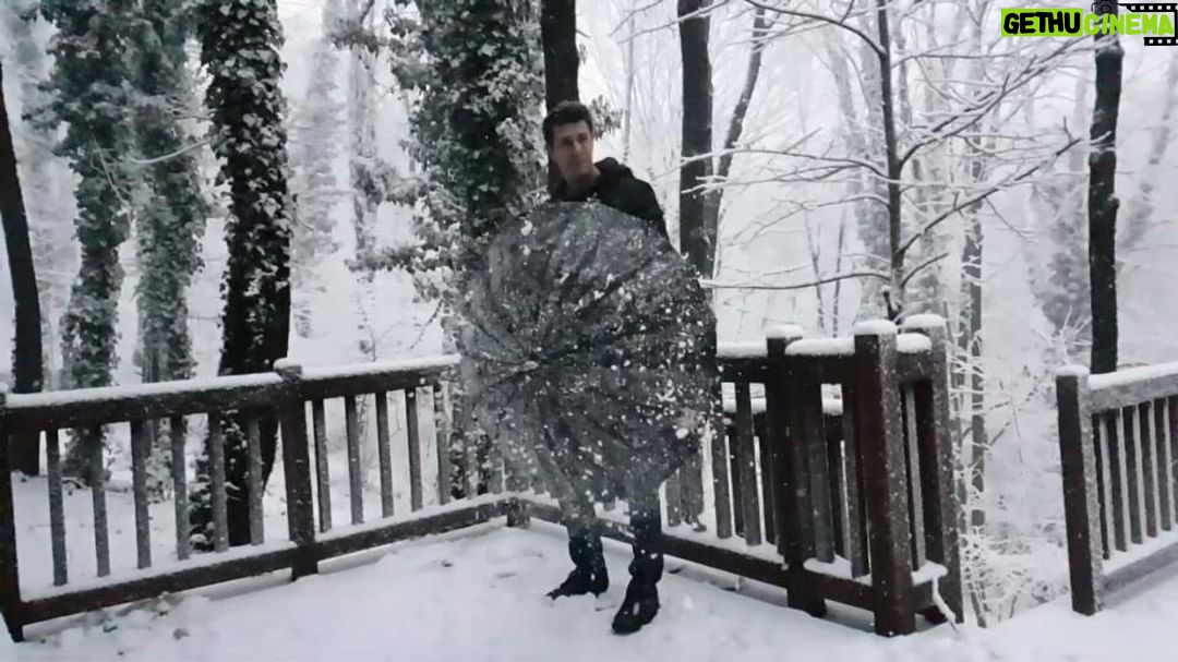 Furkan Palalı Instagram - ❄🌂😎 by @rustembayterin